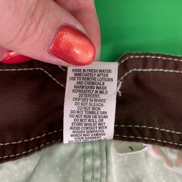 Ripcurl Green Floral Side Cinched Board Shorts - Picture 16 of 16